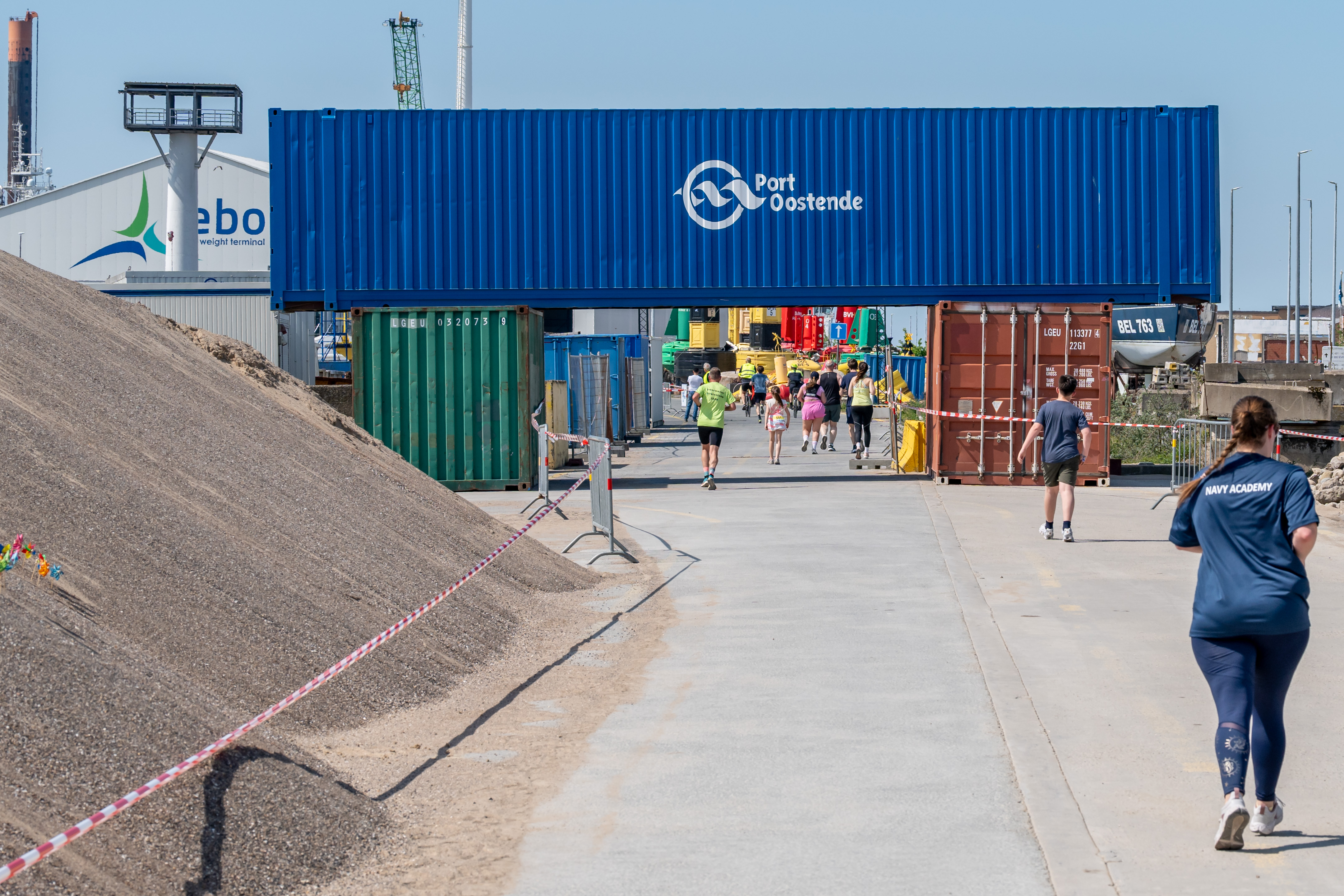 Container