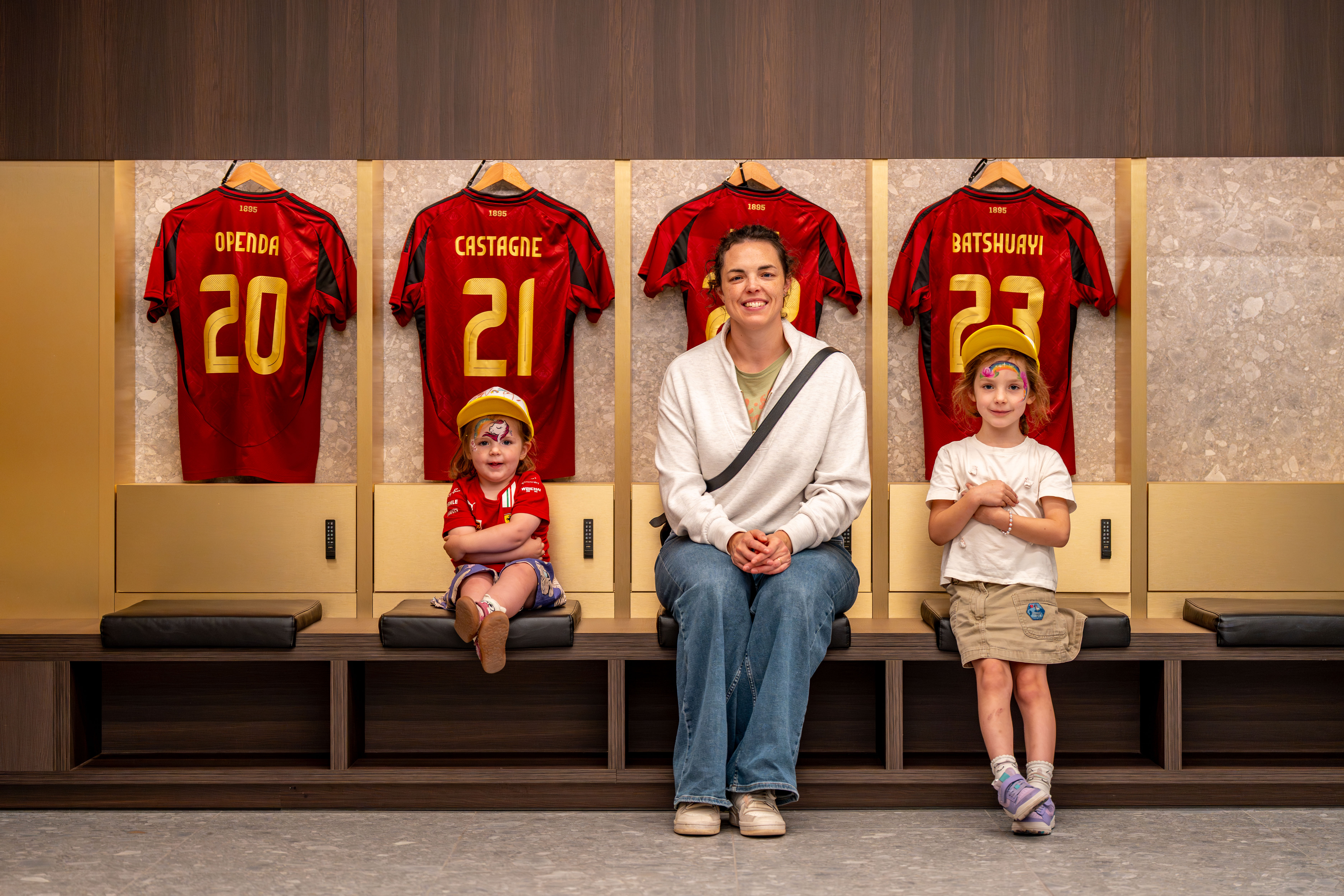 Bezoekers ontdekken het stadion tijdens de Krinkels Family Day 2025